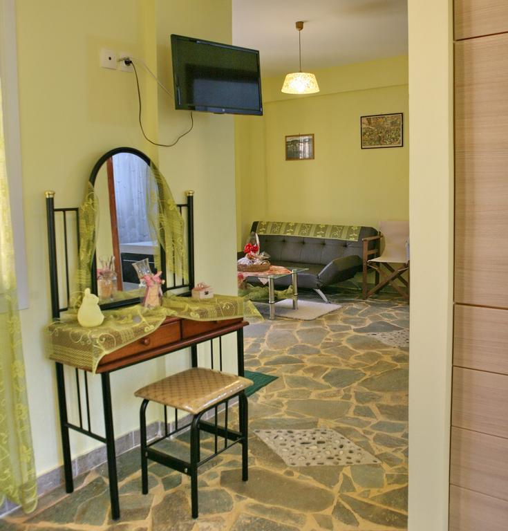 Evaland Traditional Houses Tarti Luaran gambar