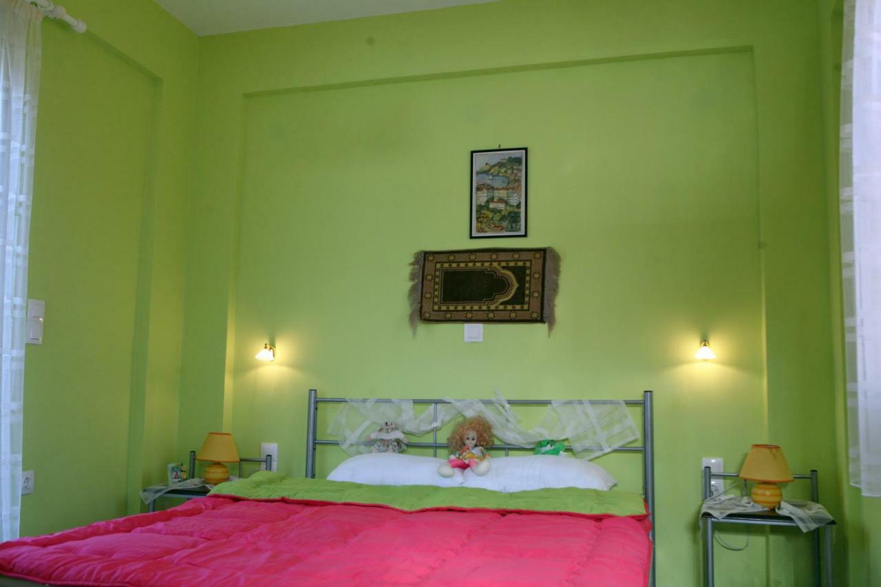 Evaland Traditional Houses Tarti Luaran gambar