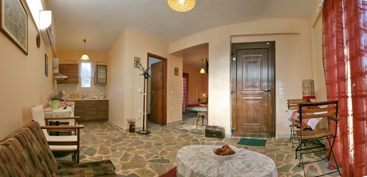 Evaland Traditional Houses Tarti Luaran gambar